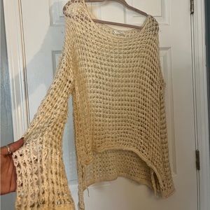 Long sleeve cute holed sweater